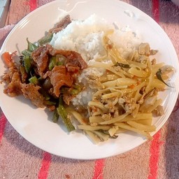 ข้าวราดแกง 1 อย่าง