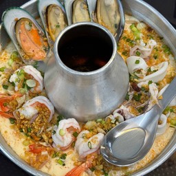 ไข่ตุ๋นหม้อไฟทะเล