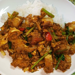 หมูกรอบผงกระหรี่