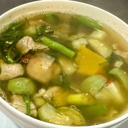 แกงอ่อมหมู