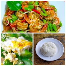 ข้าว ผัดเผ็ดกุ้ง,หน่อเหรี่ยง แกงเลียงผักใส่ไข่,