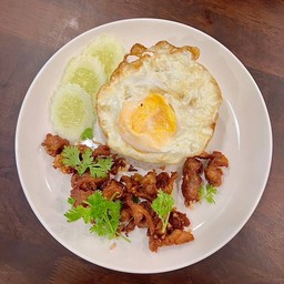 จานโปรด (อาหารตามสั่ง)