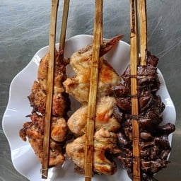 ตับไก่ย่างไม้ใหญ่ 20 บาท
