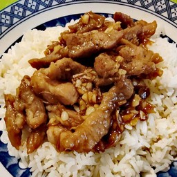 ข้าว+ผัดกระเทียมซอสหอย