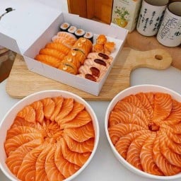 ME Salmon ( พัทยาใต้ )