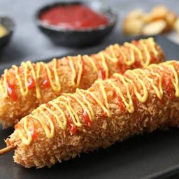 คอนด๊อกไส้กรอกชีส(2ชิ้น)