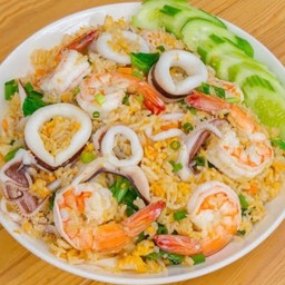 ข้าวผัดทะเล