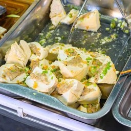 เต้าหู้นิ่มคลองแงะ ยัดใส้หมู 5ชิ้น