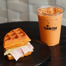 Afternoon Set - Waffle Sandwich