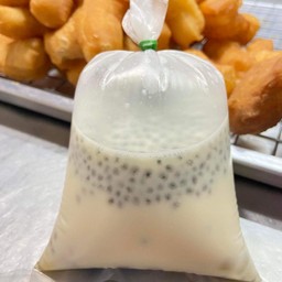 น้ำเต้าหู้ทรงเครื่อง