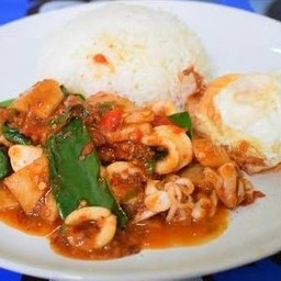 พริกแกงหมึก