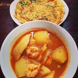 ข้าวสวย + แกงส้มกุ้ง