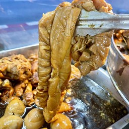 ไส้หมูพะโล้