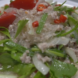 ยำวุ้นเส้น หมูสับ