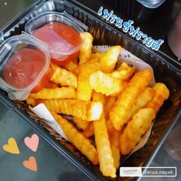 ร้านข้าวเด็กหอ✨
