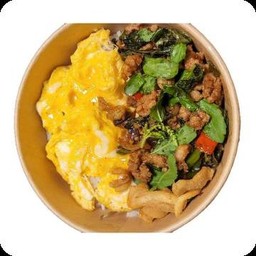 กระเพราหมูสับไข่ข้นราดข้าว