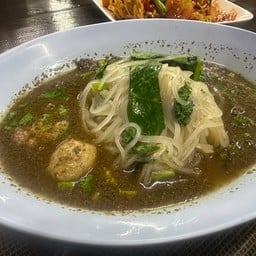 ร้านเจ๊นก ก๋วยเตี๋ยวเรือ2ชั้นสาขา2คลอง8