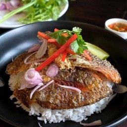 ข้าวหน้าปลานิล