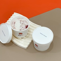 ไอศกรีมรส สตอเบอร์รี่ ชีสเค้ก