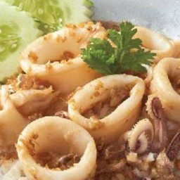 ข้าวหมึกผัดน้ำมันหอย