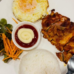 ข้าวไก่สไปซี่+ไข่ดาว