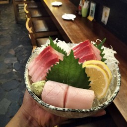 ฮามาจิ ซาชิมิ