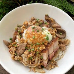 ข้าวต้มแห้งคุณนิด สาขารามคำแหง190