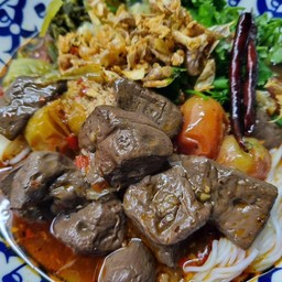 ขนมจีนน้ำเงี้ยว สูตรป้าสุข(เจ้าดังเชียงราย) อาหารเหนือ