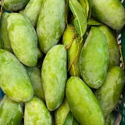 มะม่วงมันฟ้าลั่น  กิโลละ