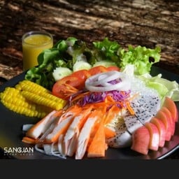 สเต็กแสงจันทร์ หมู่บ้านเมืองทอง