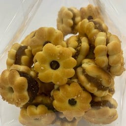 ขนมปังกรอบกะทิใส้สัปรด