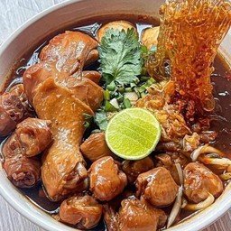 ก๋วยเตี๋ยวไก่ตุ๋น