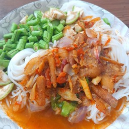 ขนมจีนน้ำยา