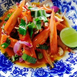 ยำปูอัด