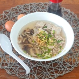 ข้าวต้มซี่โครงหมู