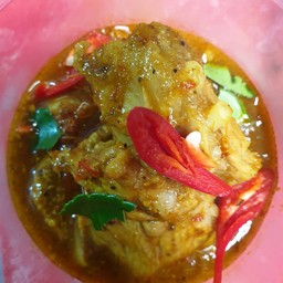 แกงคั่วกระดูกหมู