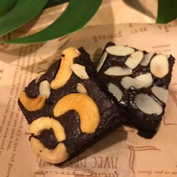 บราวนี่ #เบาหนี้มาก 2 ชิ้น