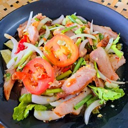 ยำคอหมูย่าง