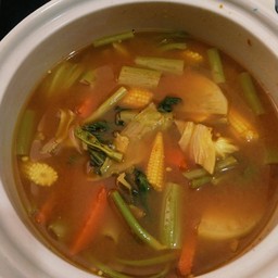 แกงส้มผักรวม