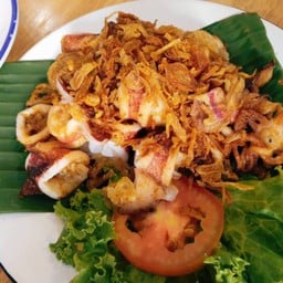 หมึกไข่แดดเดียวกับข้าว