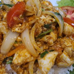 ข้าวกรรเชียงปูผัดผงกะหรี่.