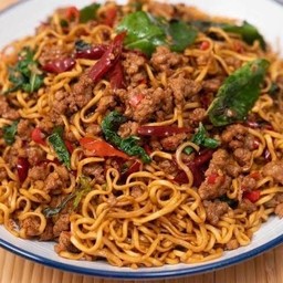 ผัดกะเพรามาม่า