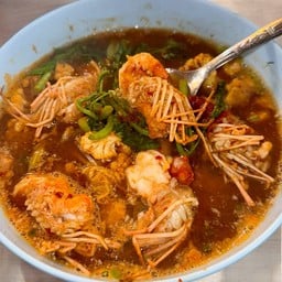 แกงส้มกุ้งใหญ่