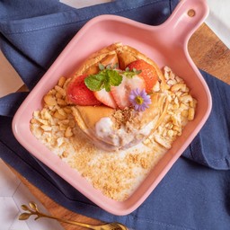 IA.16 ขนมปังปิ้ง ( ครีมชีสสตอร์เบอร์รี่ครัมเบิ้ล )