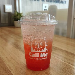 สตอเบอร์รี่โซดา