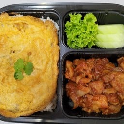 E-119 ข้าว+ไก่อบซอส + อาหาร 1 อย่าง (ตามตัวเลือก)