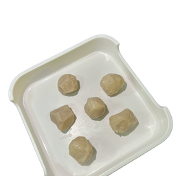 ลูกชิ้นหมู 8 ชิ้น