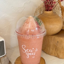 Pink Guava with Chili&Salt (ฝรั่งชมพูพริกเกลือ)