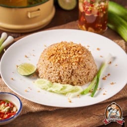 ข้าวผัดกระเทียม(ไม่มีเนื้อสัตว์)
