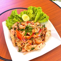 ยำมาม่า